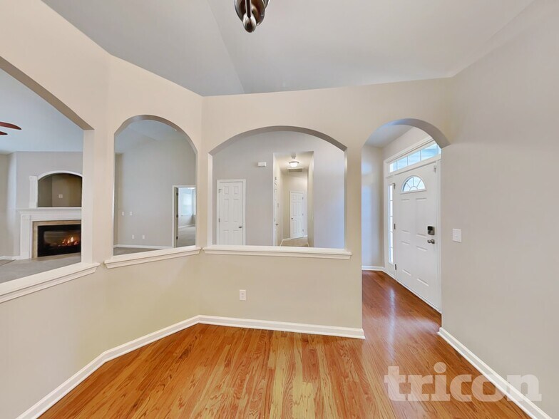 Building Photo - 3058 Clover Rd NW