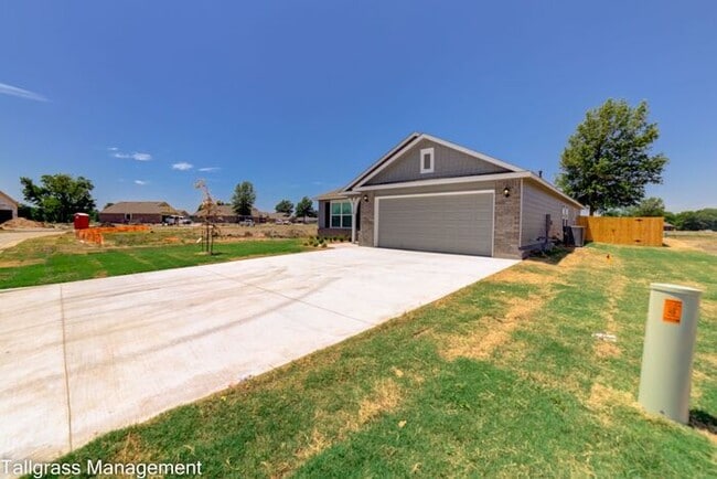 Building Photo - New Construction! Available Now!