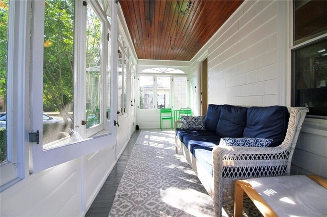 Building Photo - 22 Bateman Ave