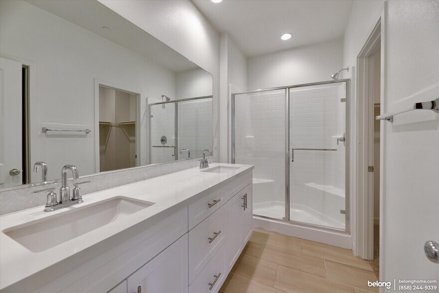 Building Photo - 312 Canoe Ct