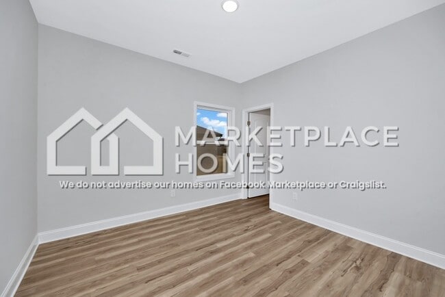 Building Photo - 14138 Nursery Dr