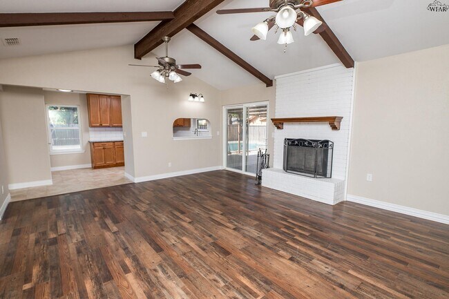 Building Photo - 1046 Jan Lee Dr