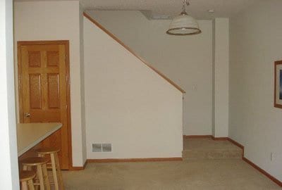 Building Photo - 2BR/1.5BA Townhouse - Oakdale - Available August 1st.