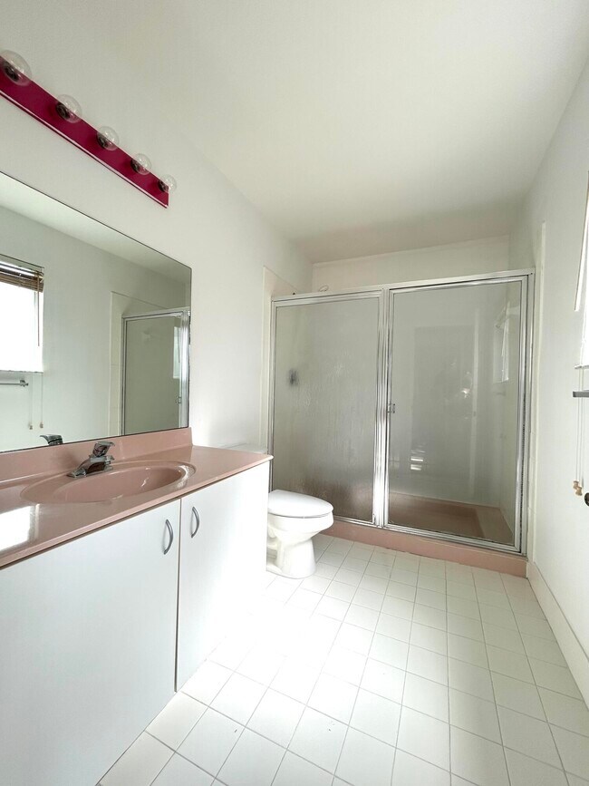 Building Photo - 1007 Arezzo Cir