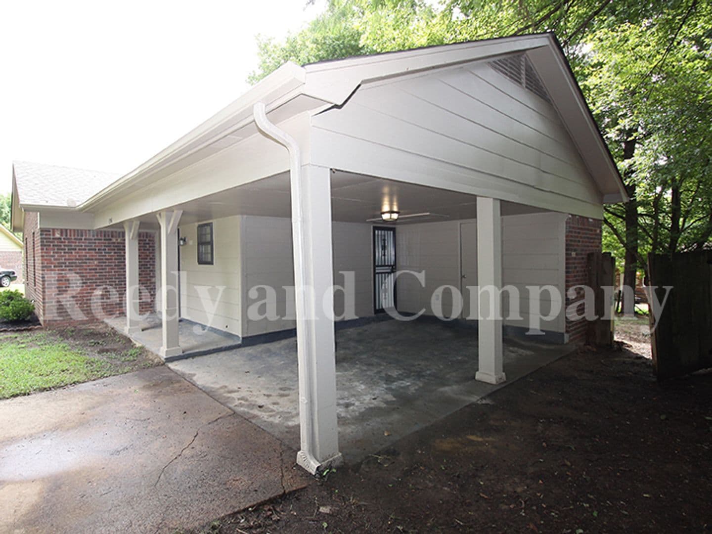 Building Photo - 5356 Lakeview Cove