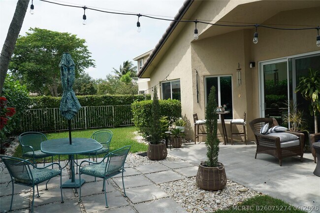 Building Photo - 17030 NW 19th Ct