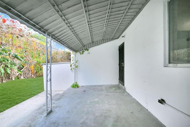 Building Photo - 1391 NW 102nd St