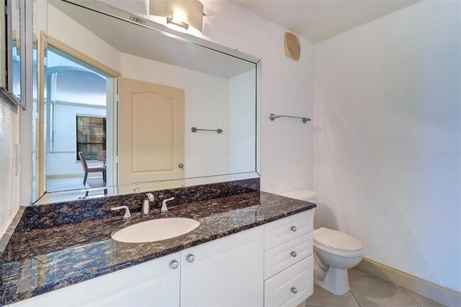 Building Photo - 2757 Via Cipriani