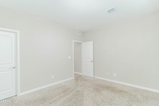 Building Photo - 13815 Paseo De Plata Dr