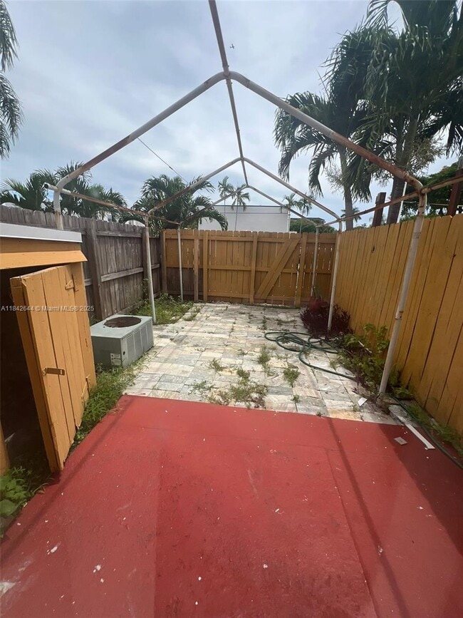 Building Photo - 15022 SW 80th Terrace