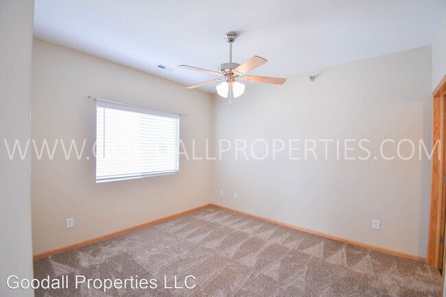 Building Photo - 2 br, 2 bath House - 10320 Norfolk Dr #4