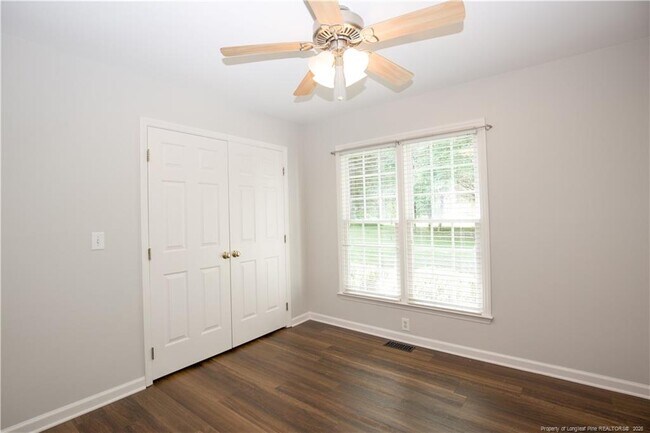 Building Photo - 184 Olde Farm Rd