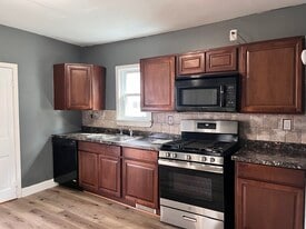 Building Photo - 5811 Bridge Ave