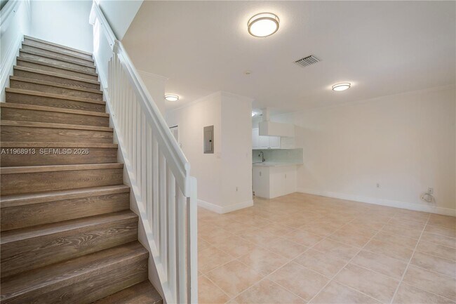 Building Photo - 7733 SW 94th Ln