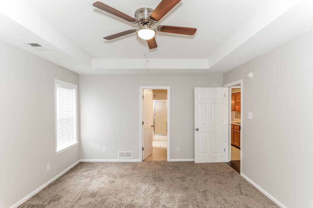Building Photo - 3448 Pendulum Dr E
