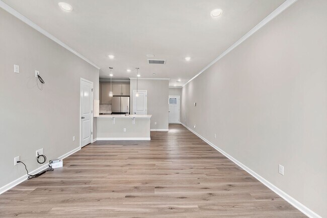 Building Photo - INCENTIVE OF $500 OFF FIRST MONTH'S RENT FOR THIS BEAUTIFUL Like-New 3BR Townhome in Durham Near ...