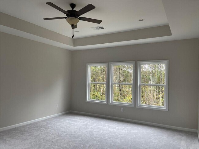 Building Photo - 3750 Crestland Ln