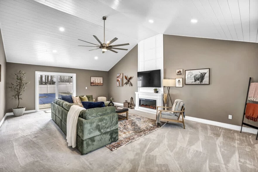 Building Photo - 1036 Union Ave