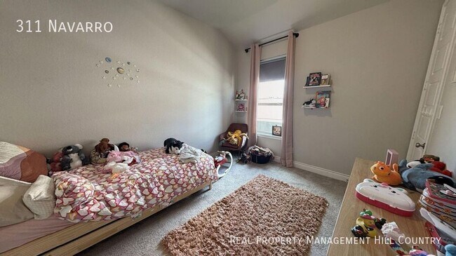 Building Photo - 311 Navarro-
