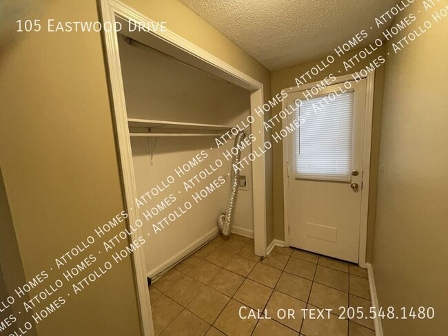 Building Photo - 105 Eastwood Ave