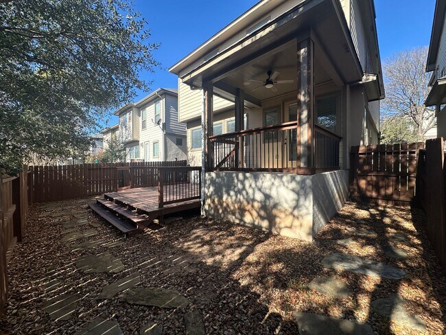 Building Photo - Stone Oak home for rent in gated community
