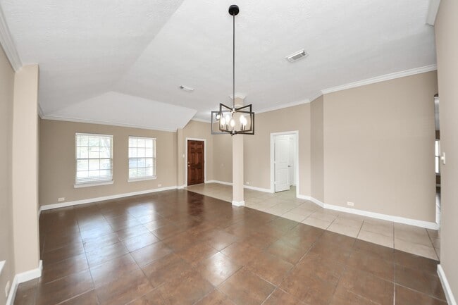 Building Photo - 8226 Stratford Canyon Dr