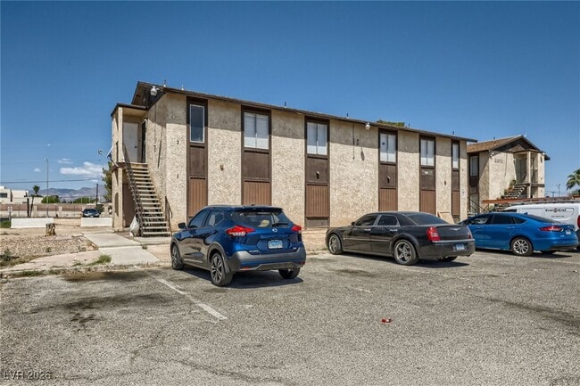 Building Photo - 716 Pensacola Ln