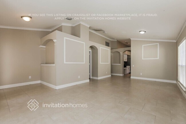 Building Photo - 10206 Hunters Haven Blvd