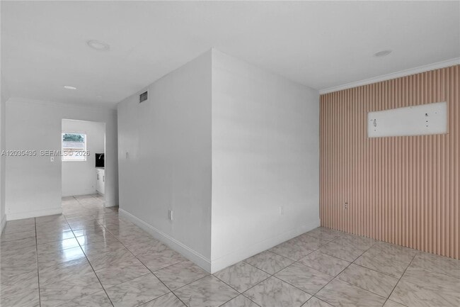 Building Photo - 3800 SW 102nd Ave