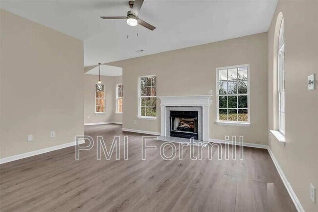 Building Photo - 1331 Copper Creek Ln