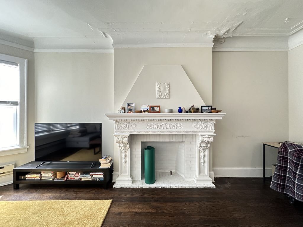 Building Photo - 327 Kedzie St