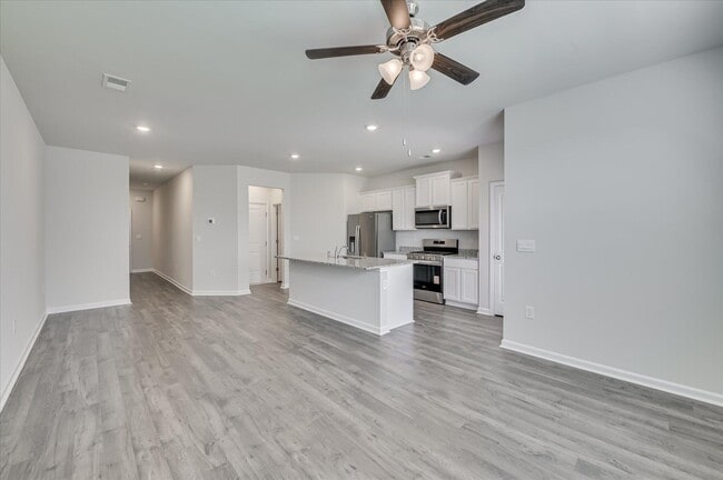 Building Photo - 801 Grovebury Ct