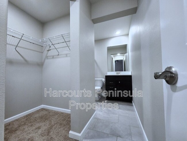 Building Photo - 4785 Driftwood St