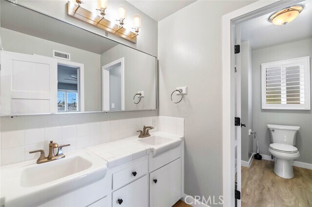 Building Photo - 1741 Tustin Ave