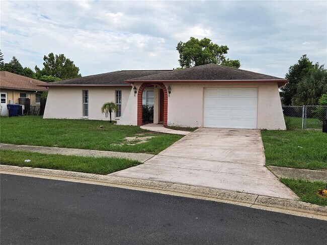 Building Photo - 7005 Pin Cherry Ln