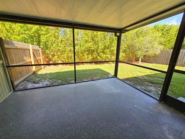 Building Photo - 5417 Desoto Pl