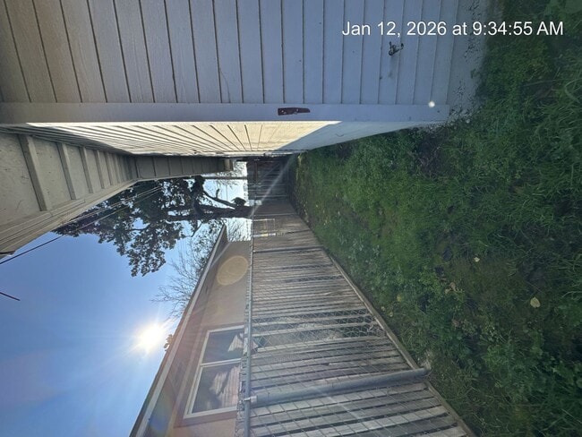 Building Photo - 2954