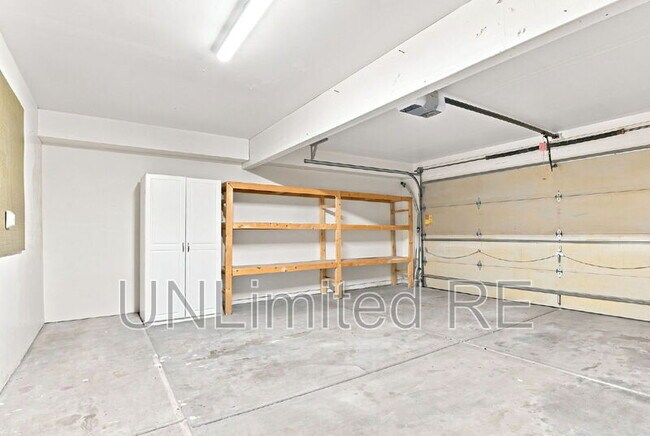Building Photo - 3126 N Connor St