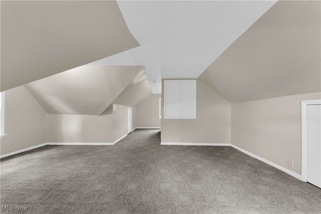Building Photo - 401 E 257th St