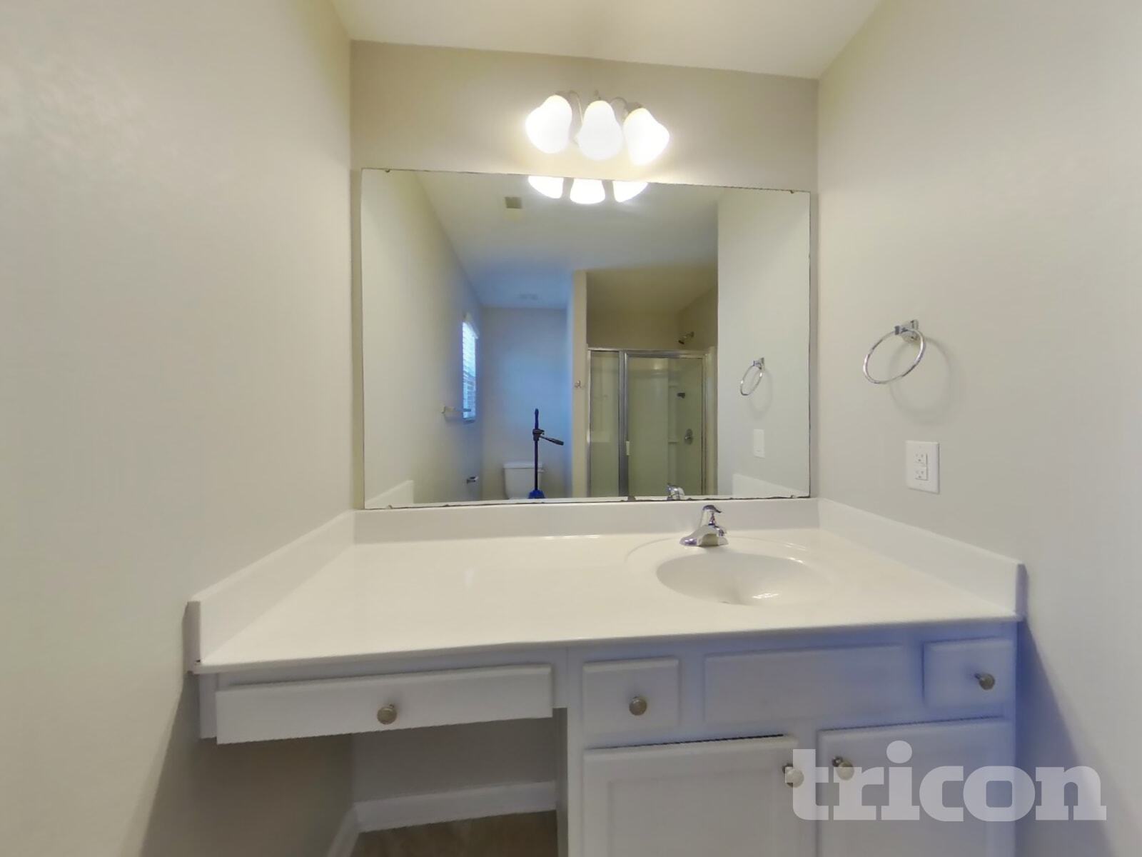 Building Photo - 933 Joselynn Drive