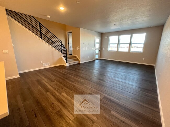 Building Photo - 1545 Spring Water Point