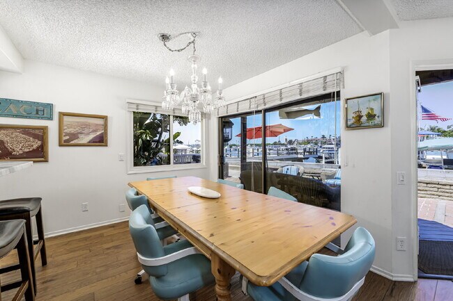 Building Photo - Fully Furnished Island Life Waterfront Ret...