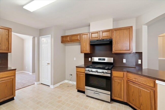 Building Photo - 2614 Maple Pl Ct