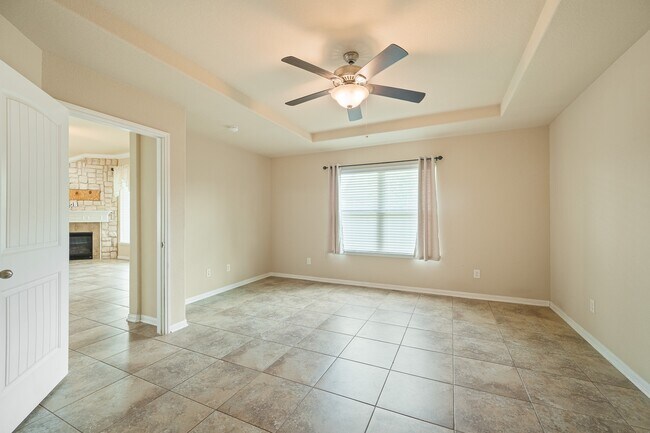 Building Photo - 207 Lockridge Hill Ln