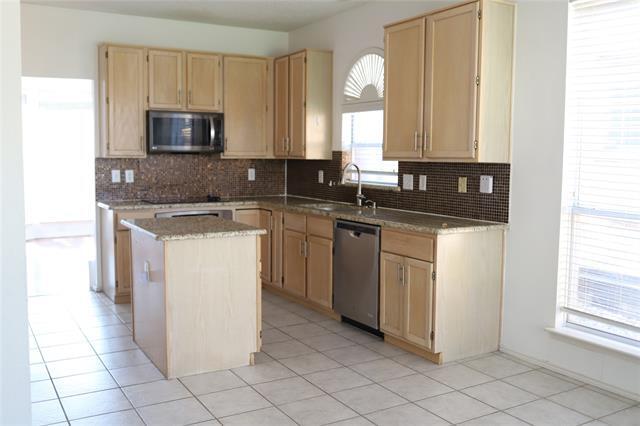 Building Photo - 2369 Red Maple Rd