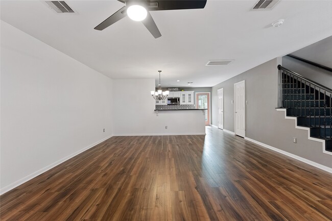 Building Photo - 2623 Woodridge Cove Dr