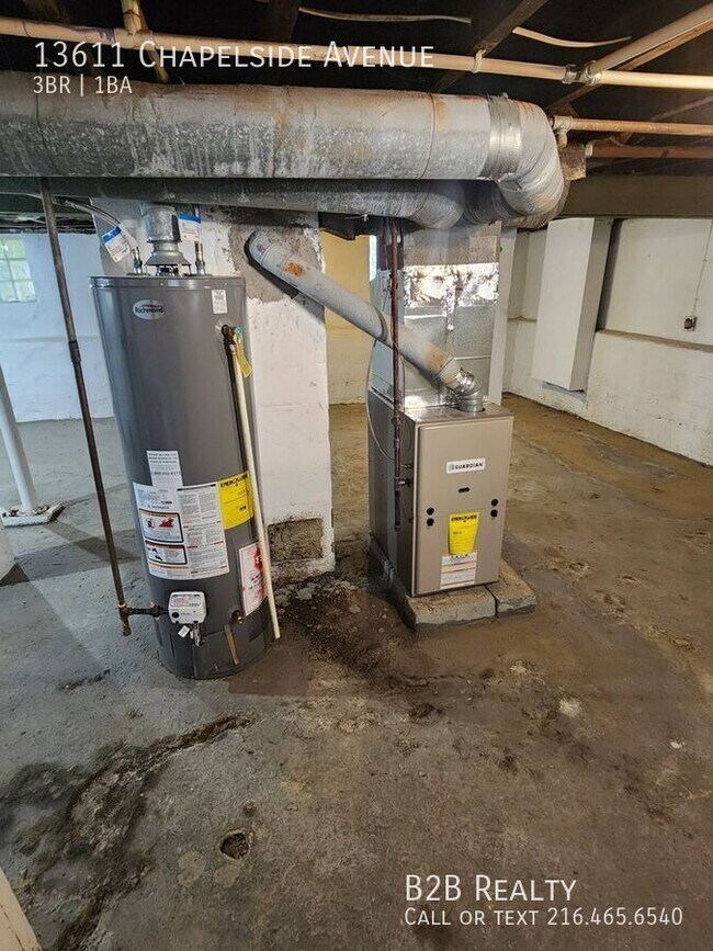 Building Photo - 13611 Chapelside Ave