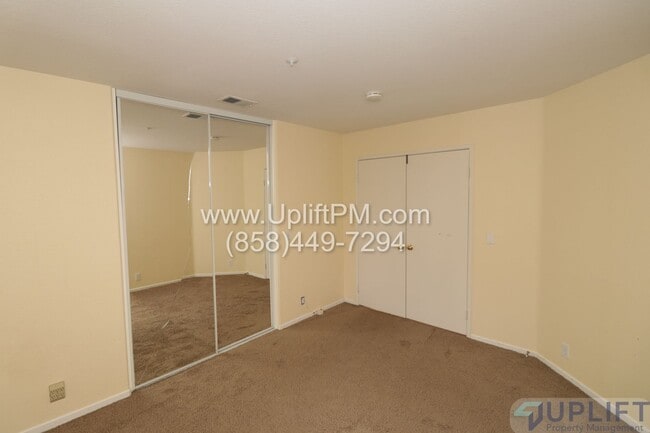 Building Photo - 3 Bedroom 3 Bathroom 2 story home in Ramona!