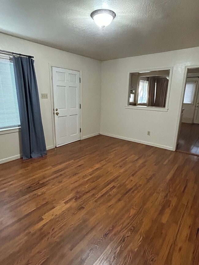 Building Photo - 1515 Citrus Ave