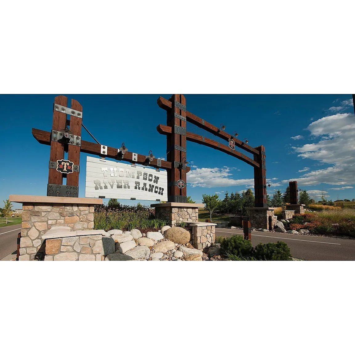 Building Photo - 4192 Satinwood Dr